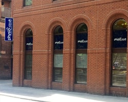 Image of Minshull St clinic exterior.